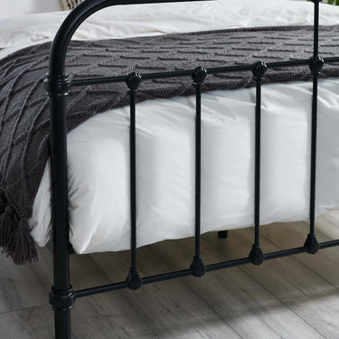 Logan Metal Bed