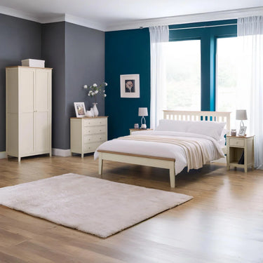 Salerno Shaker Bed